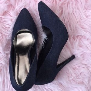 Dark Demin pumps
